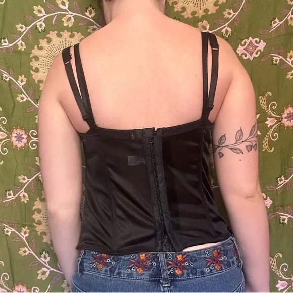 Sexy coquette alt lace corset bustier - Picture 8 of 9